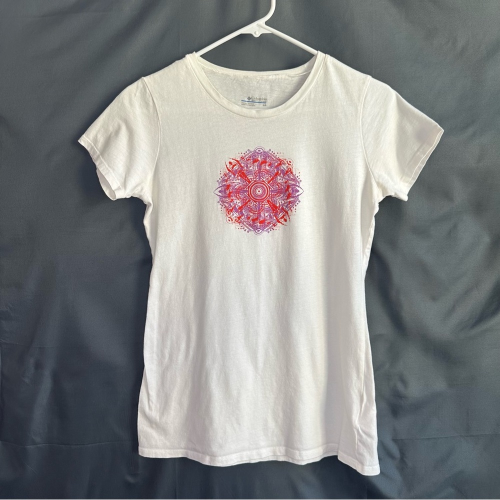 Columbia Women’s White Purple Pink Short Sleeve Tee Size: Small Petite